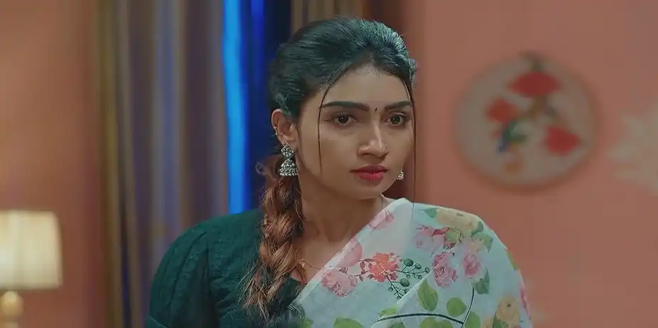 Mythili Gets Angry on Malathy | Valsalyam