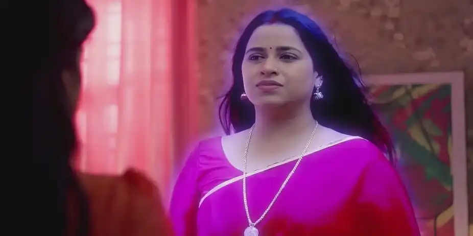 Gouri Tells Ganga about Shreya | Mayamayooram