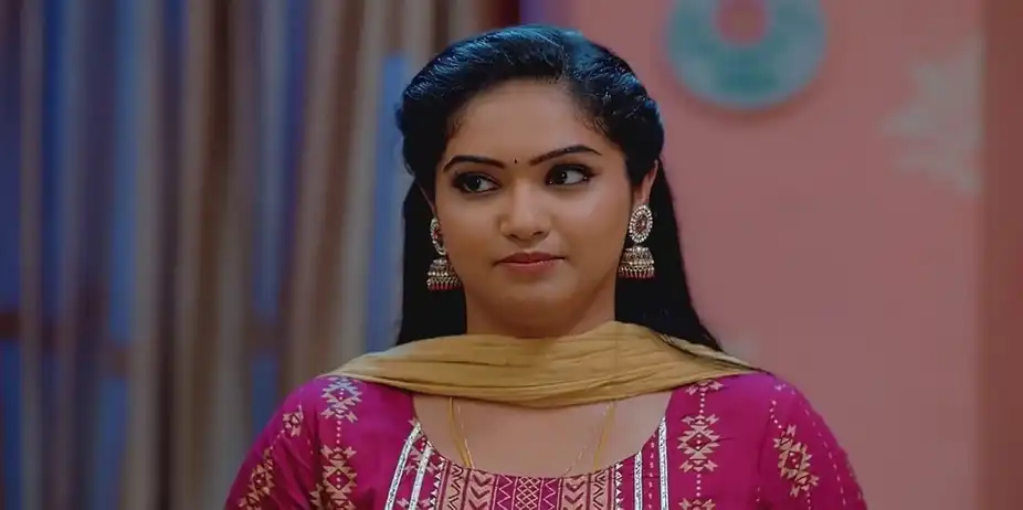 Jayaram Prepares Coffee for Nandhini | Valsalyam