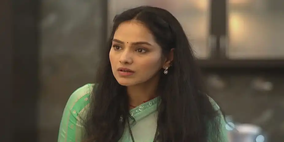 Netra Questions a Worried Indrani | Saatvya Mulichi Saatvi Mulgi