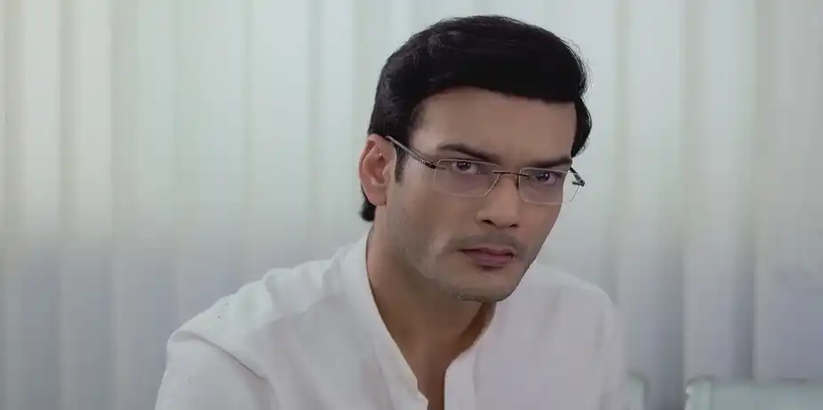 Lavanya Convinces Ricky | Phulki
