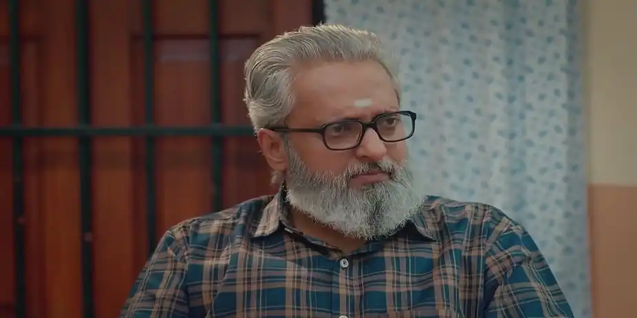 Vikram Calls Chandrika | Manathe Kottaram