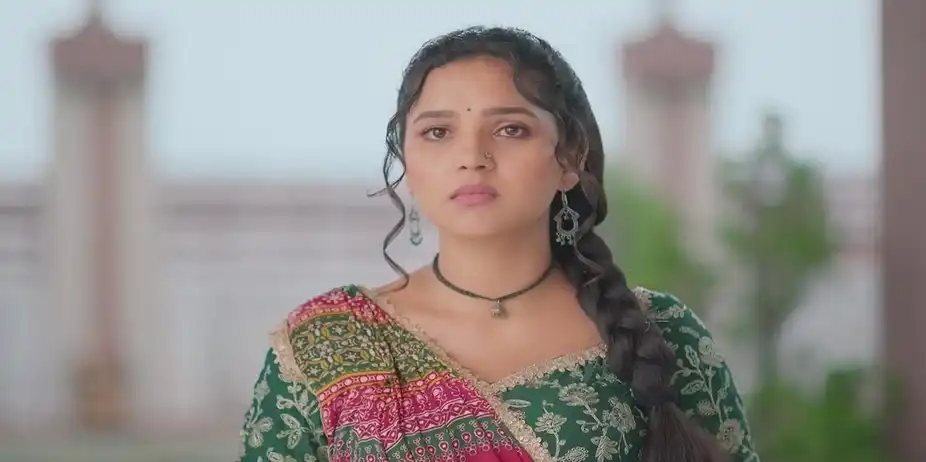 Chandrika Asks the Little Girl for Truth | Vasudha