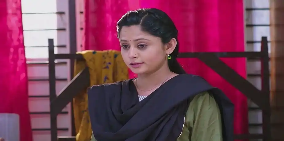 Padmanabha Tries to Comfort Varalakshmi | Shravani Subramanya