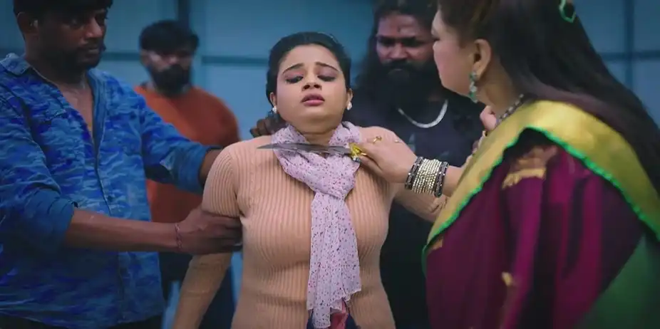 Dhanya Is Shocked to See Shakuntala at the Godown | Amruthadhaare