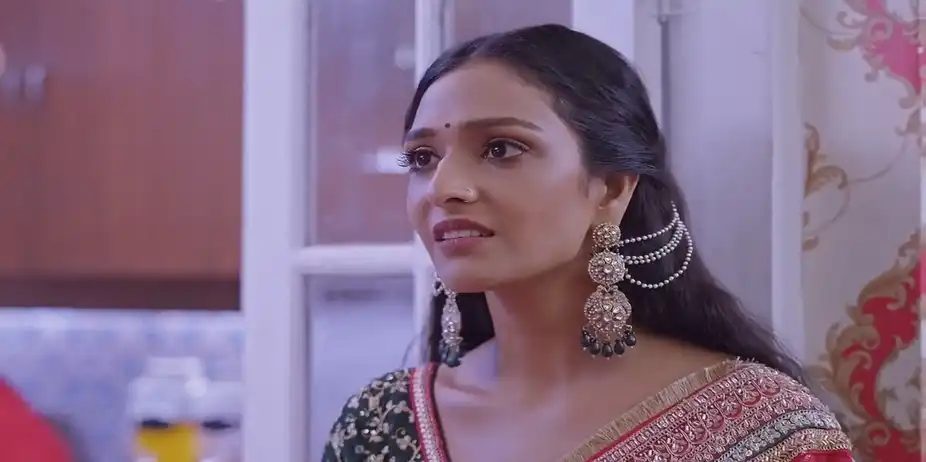 Rishi Helps Lakshmi in Cooking | Bhagya Lakshmi