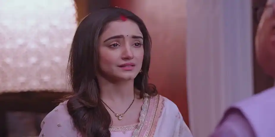 Dadaji Blesses Purvi | Kumkum Bhagya
