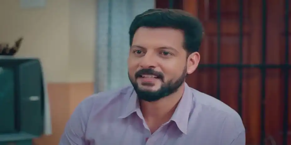 Vikram Reaches Varsha’s House | Manathe Kottaram