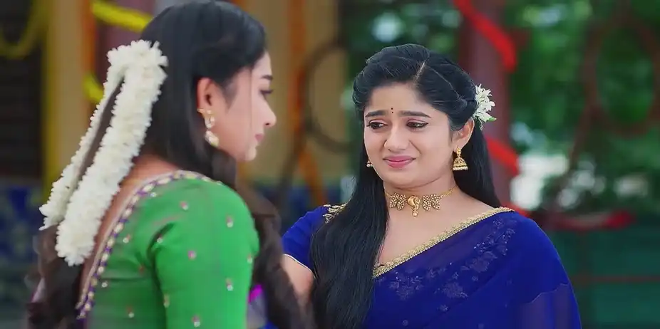 Rajalakshmi Tries to Console Aadhya | Sandhyaraaga