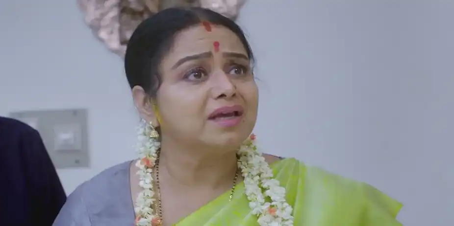 Chirag's Care for Deepa Irks Soundharya | Brahmagantu