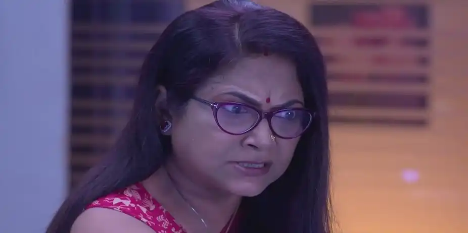 Vaidehi Checks the CCTV Footage | Jagadhatri