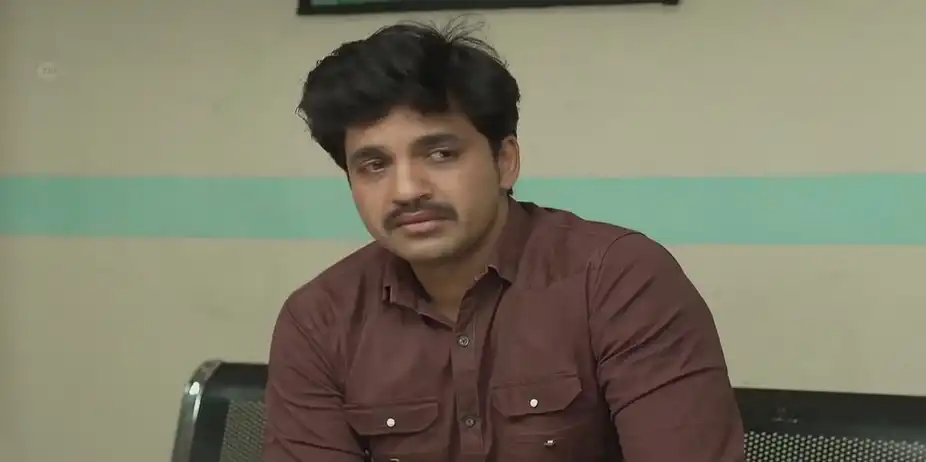 Vinayak Reassures Appi and Arjun | Appi Amchi Collector