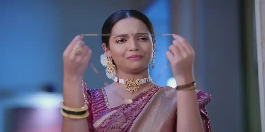 Leela Is Happy Thinking AJ Has Ordered Her the Mangalsutra | Navri Mile Hitlerla