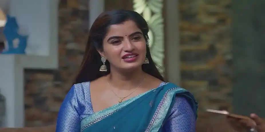 Deepa Encourages Indhumathi | Ninaithen Vandhai