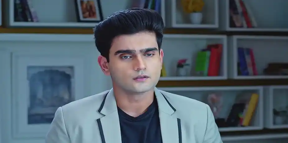 Ranveer Hands Over a Key to Baldev | Gal Mithi Mithi