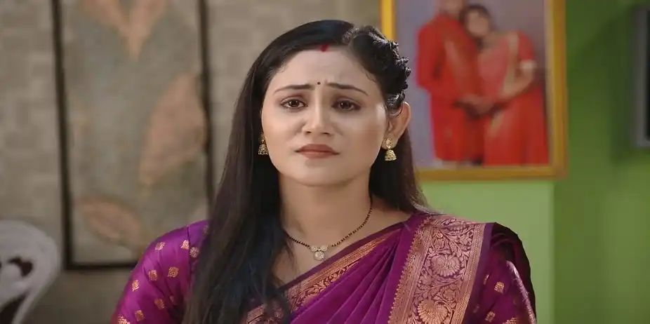 Bishnu Consoles Priya | Suna Jhia