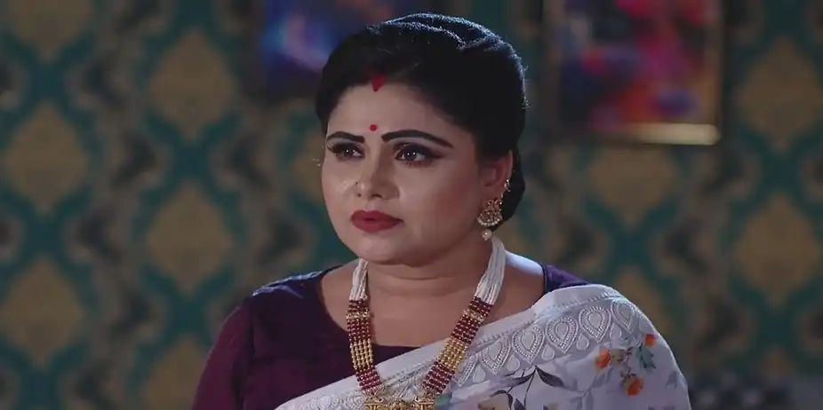 Richa Taunts Sanjukta | Tuma Bina