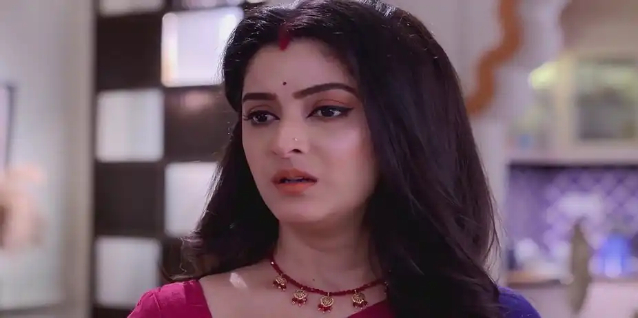 Priya and Pratim Feel Awkward | Kon Gopone Mon Bheseche