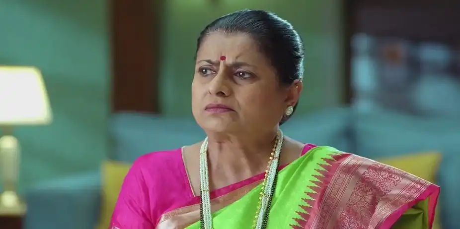 Jayashree Questions Vasu about Lucky | Punha Kartavya Ahe