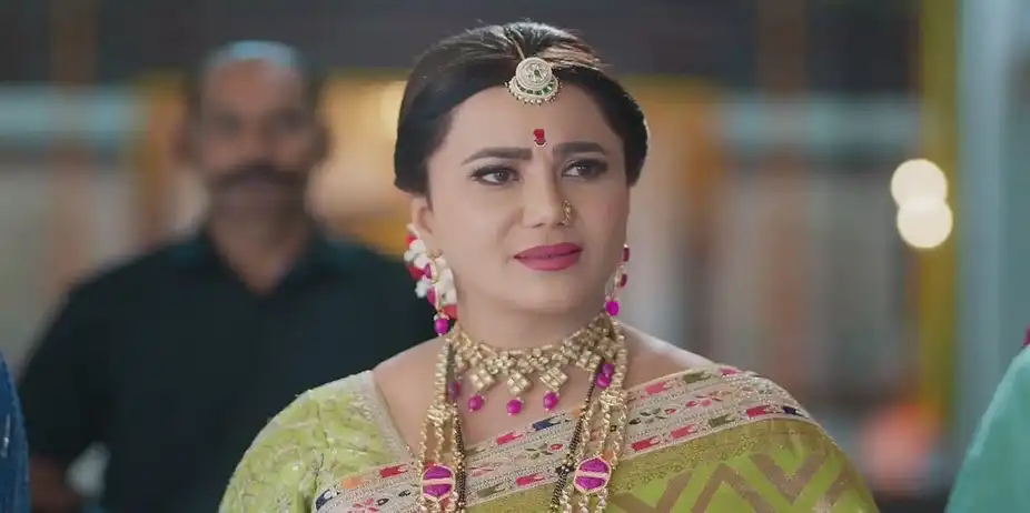 Chandrika Praises Vasudha's Rangoli | Vasudha