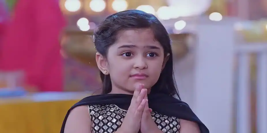Parvati's Attempt to Save Lakshmi from Danger | Bhagya Lakshmi