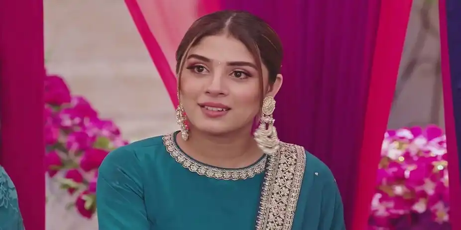 Rajveer Wishes to Apply Mehndi to Palki's Hands | Kundali Bhagya