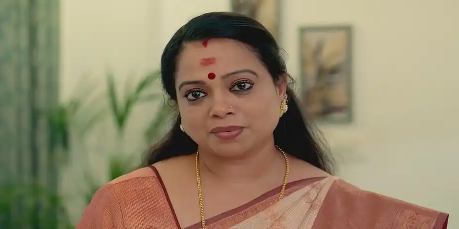 Chandrika Reaches Karunakaran’s House | Manathe Kottaram
