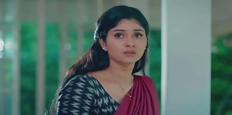 Devika Shares Her Woes with Swamiachhan | Apoorvaragam