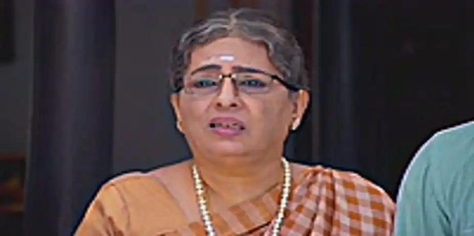 Manorama Defends Kathir | Sandhya Raagam