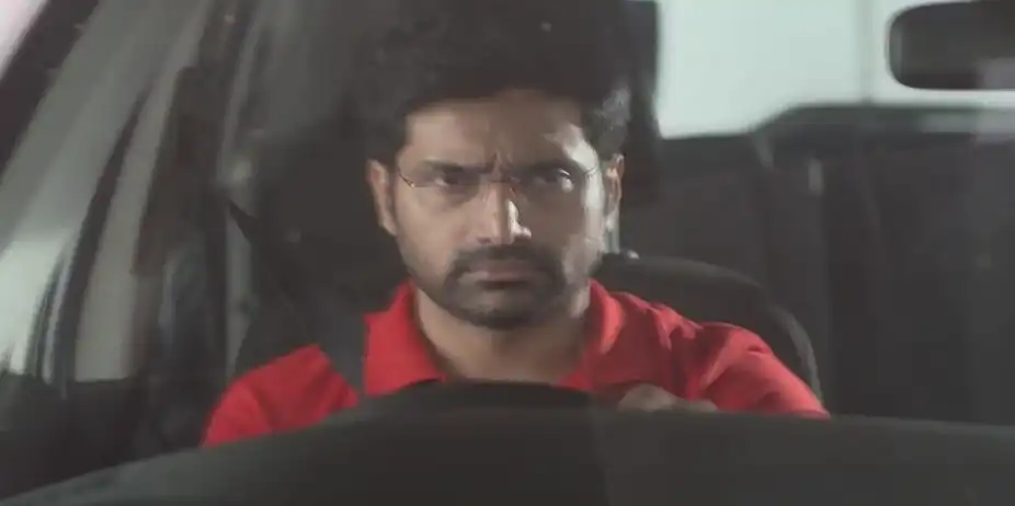 Diti and Kavya Search for Joyee | Mala Bodol