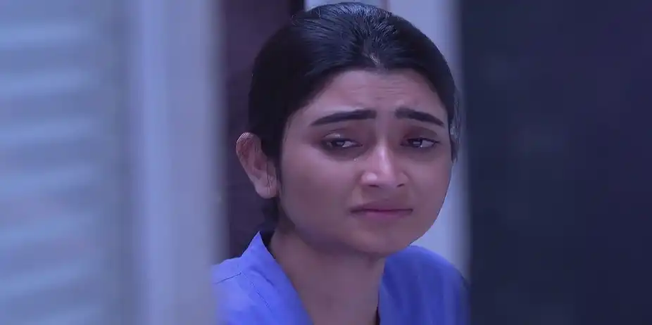 Jagadhatri Secretly Sheds Tears | Jagadhatri