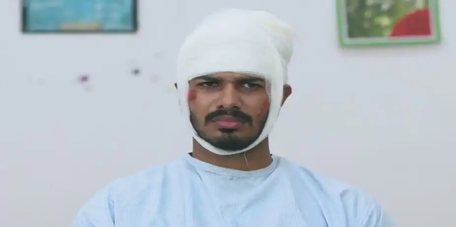 Manini Helps Abhimanyu | Tu Khara Mun Chaai