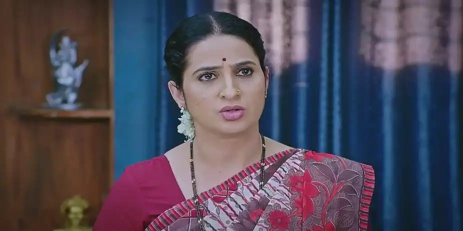 Mangala Tells Srinivas a Fake Story | Lakshmi Nivasa