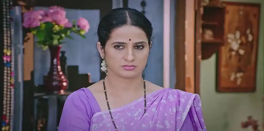 Mangala Lies about Her Husband | Lakshmi Nivasa