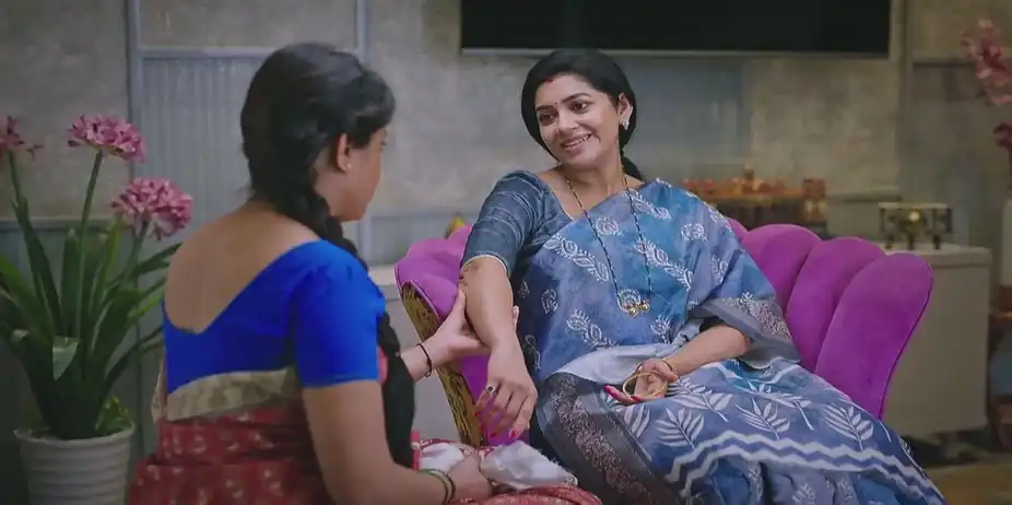 Bhoomika Thanks Sudha | Amruthadhaare