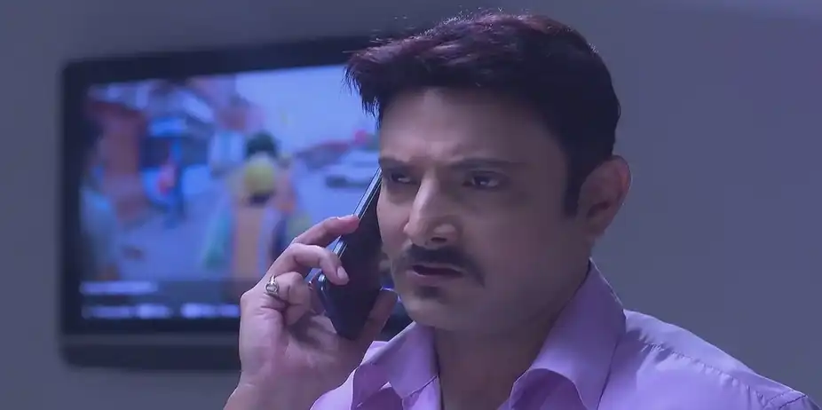 Bagchi Interrogates the Lady Doctor | Jagadhatri