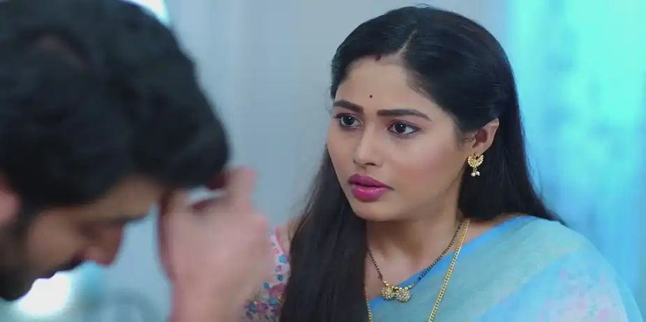 Vasu Worries as Akash Falls Ill | Punha Kartavya Ahe