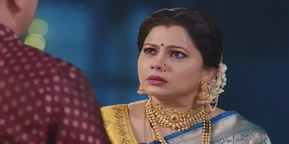 Tilottama Scolds Savali | Savalyachi Janu Savali