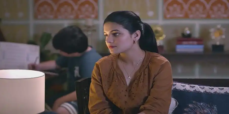 Mandy Worries for Abhay | Hamara Parivar