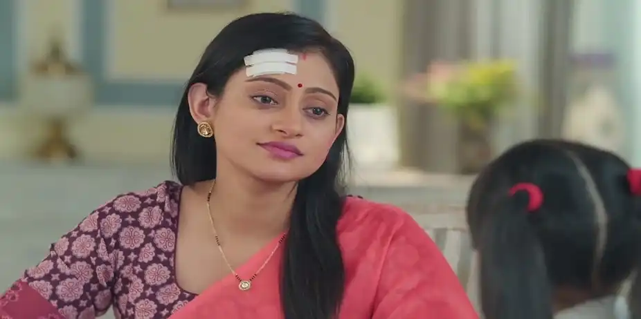 Geeta Gets to Thinking after Listening to Her Family | Jagriti