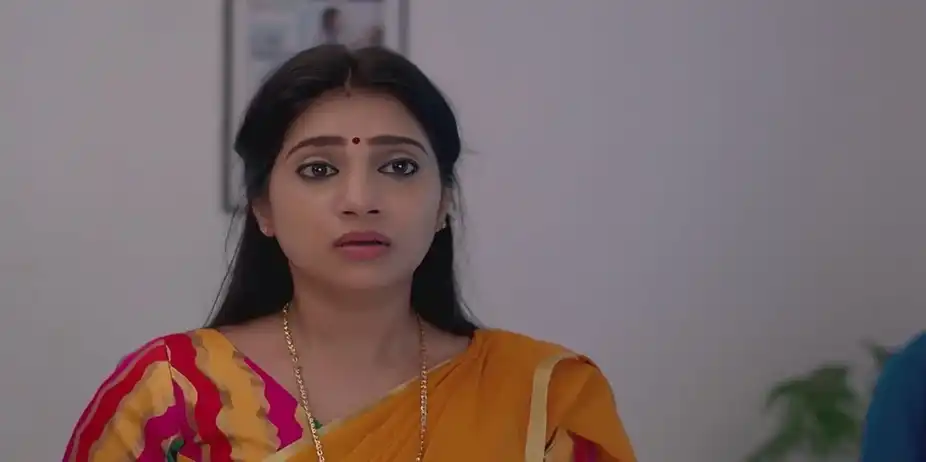 Maheshwar Panics Over Malavika’s Act | Mayamayooram