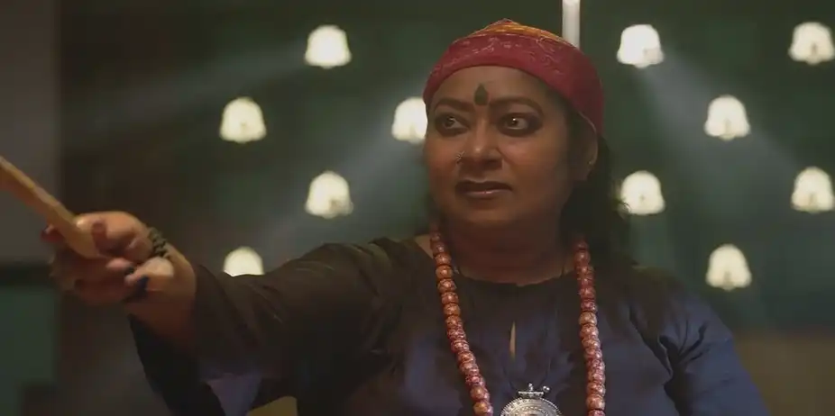 Indhumathi's Spirit Falls into the Sorceress' Trap | Ninaithen Vandhai