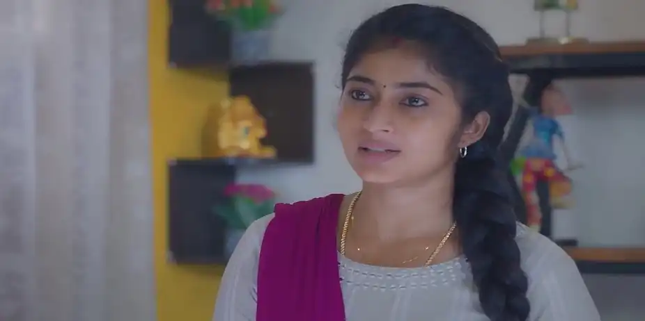 Maaran Bribes the Doctor | Veera