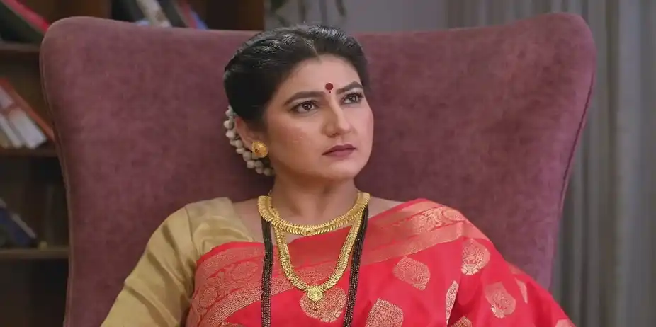 Paaru Asks Ahilya Devi about Anushka | Paaru