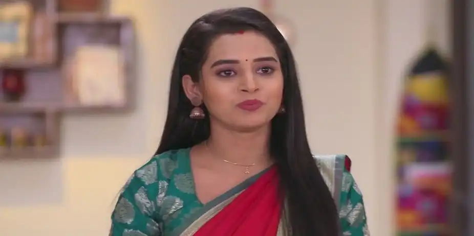 Debjani Chases Manini | Tu Khara Mun Chaai