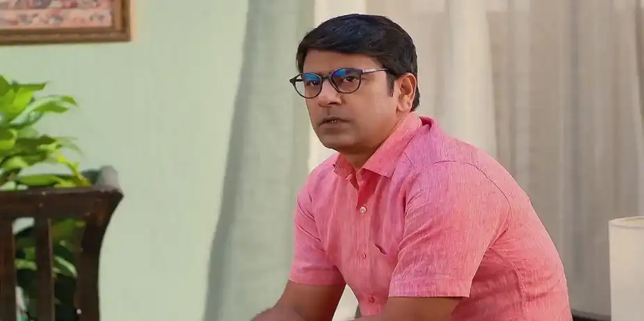 Rajaram's Actions Worry Gunja | Puber Moyna