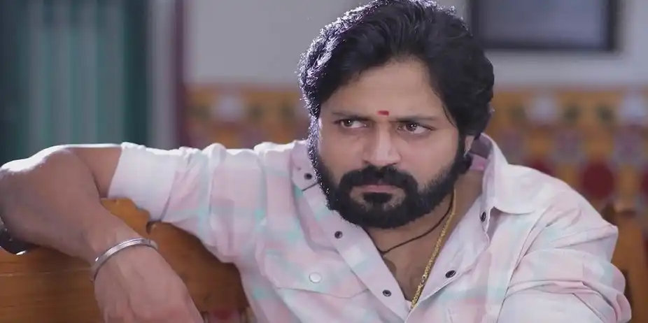 Bharathi Refuses to Answer Azghar | Idhayam