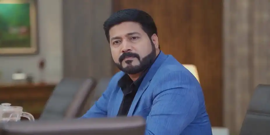 Kiran Calls Madhumitha | Nenjathai Killathe