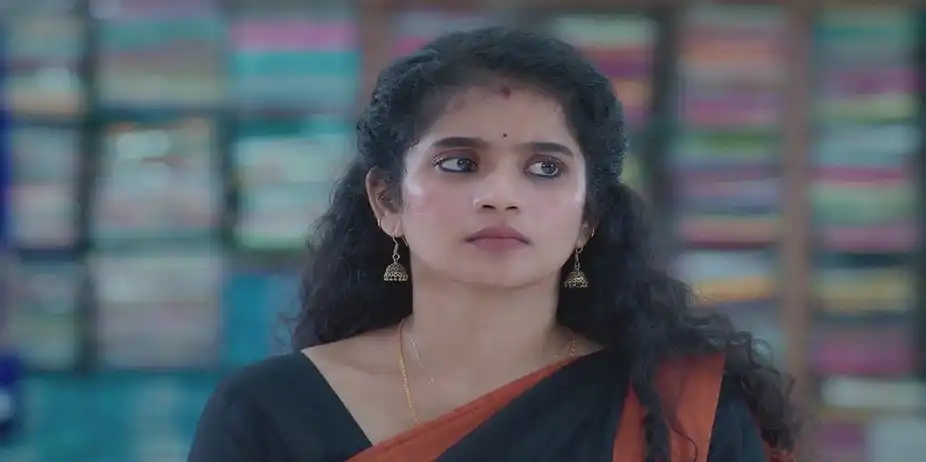 Kanmani Pretends to be Concerned | Veera
