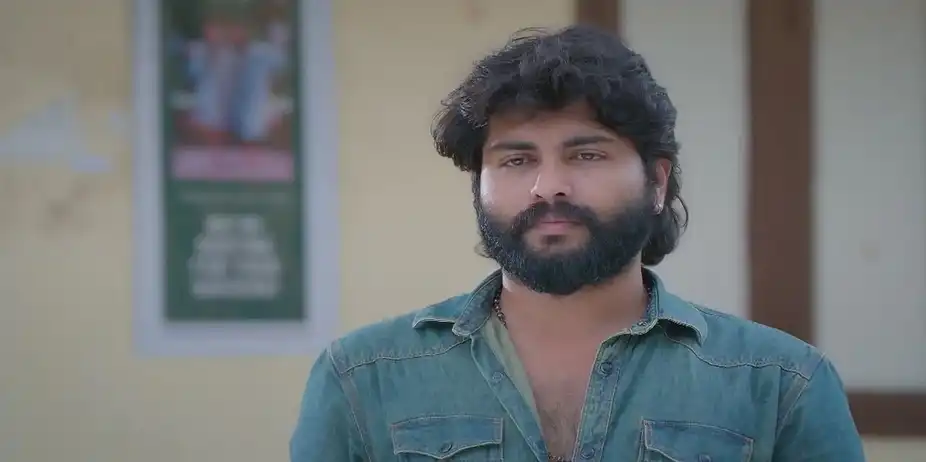 Maaran Threatens Veera | Veera